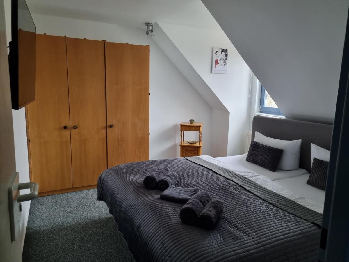 Hotel Kreuzbergbaude Beim Berzdorfer See Mit Wohlfuehl Sauna Markersdorf Eksteriør bilde